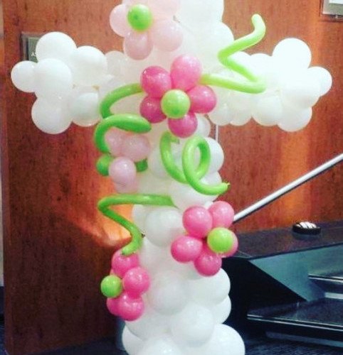 baptism-balloon-arrangement