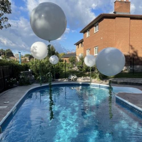 pool-balloons
