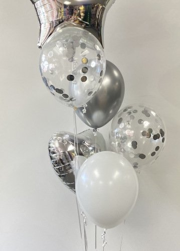 silver-white-arrangement
