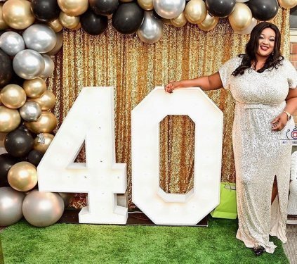 Balloon Garland-With-Backdrop